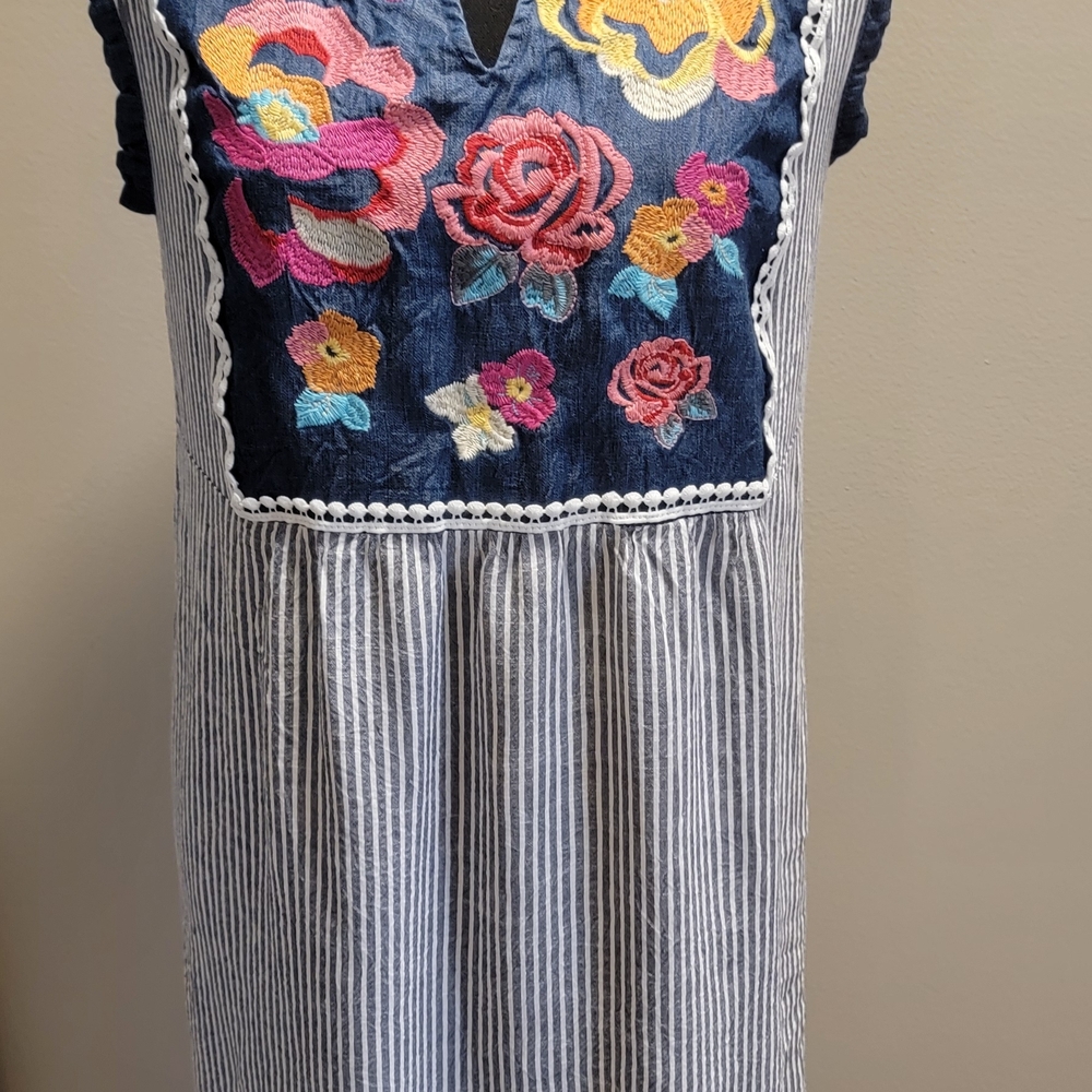 ANDREE BY UNIT Floral Embroidered Midi Dress - Navy and Multicolor